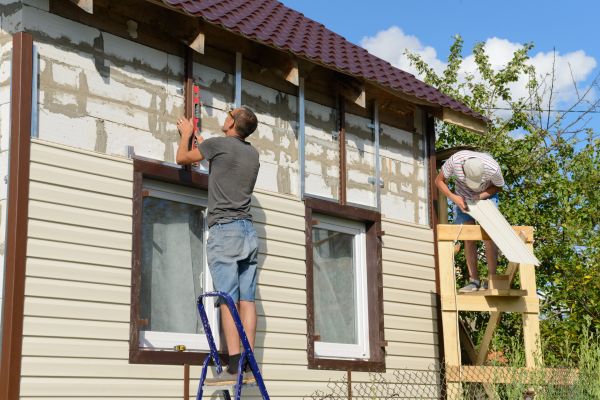 Cost of Handyman Siding Repair in Bronx