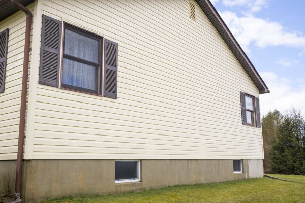 Cost of Dutch Lap Siding Repair in Bronx